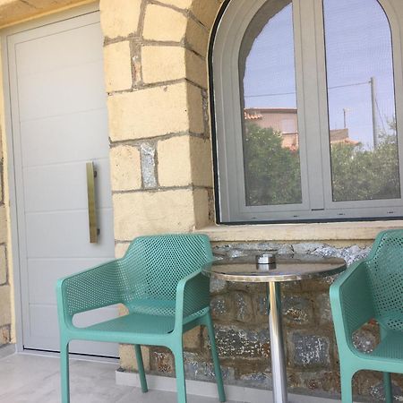 Το Πετρινο / The Petrino Apartments Stoúpa Dış mekan fotoğraf