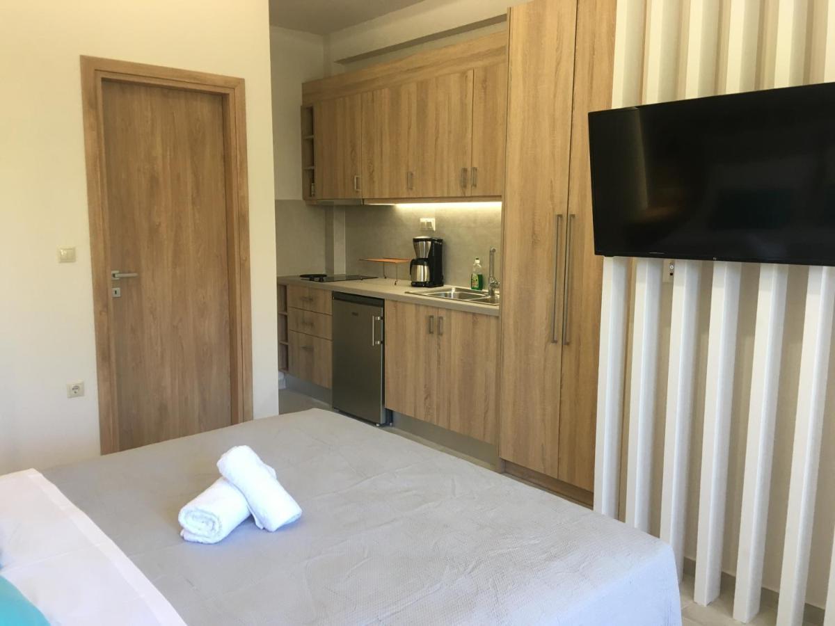 Το Πετρινο / The Petrino Apartments Stoúpa Dış mekan fotoğraf